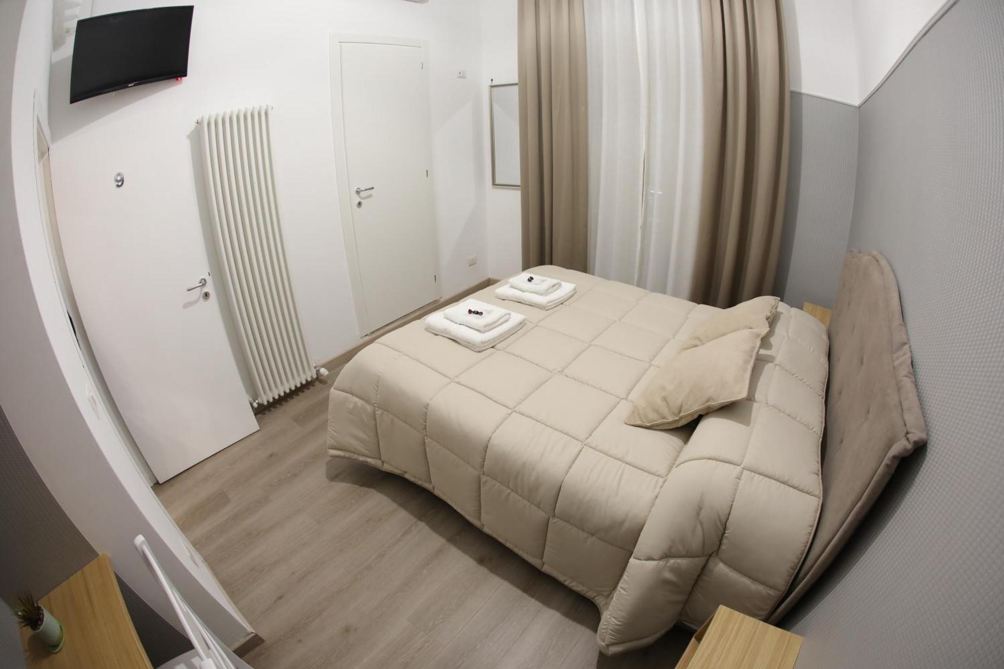 Bed & Breakfast Maison Nilo 15 *